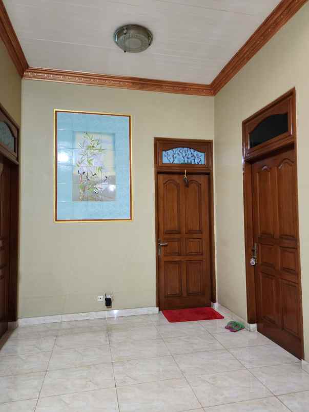 rumah megah siap huni di pondok indah pekayon
