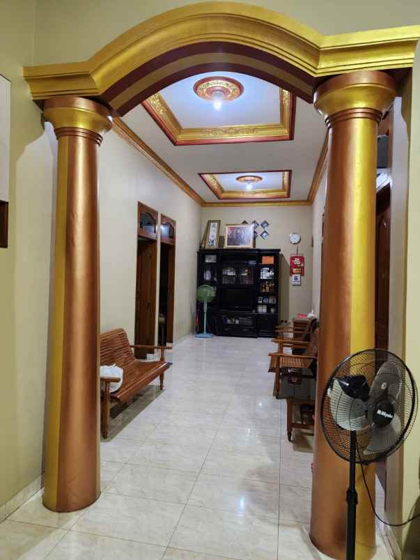 rumah megah siap huni di pondok indah pekayon