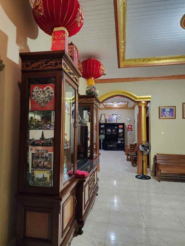 rumah megah siap huni di pondok indah pekayon