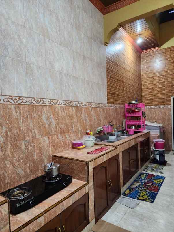 rumah megah siap huni di pondok indah pekayon
