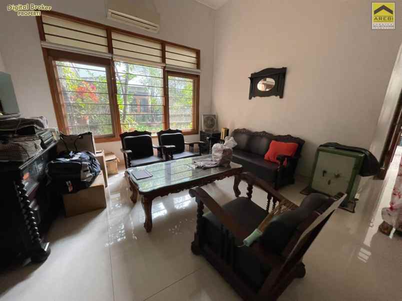 rumah mewah di cibabat cimahi utara kota cimahi