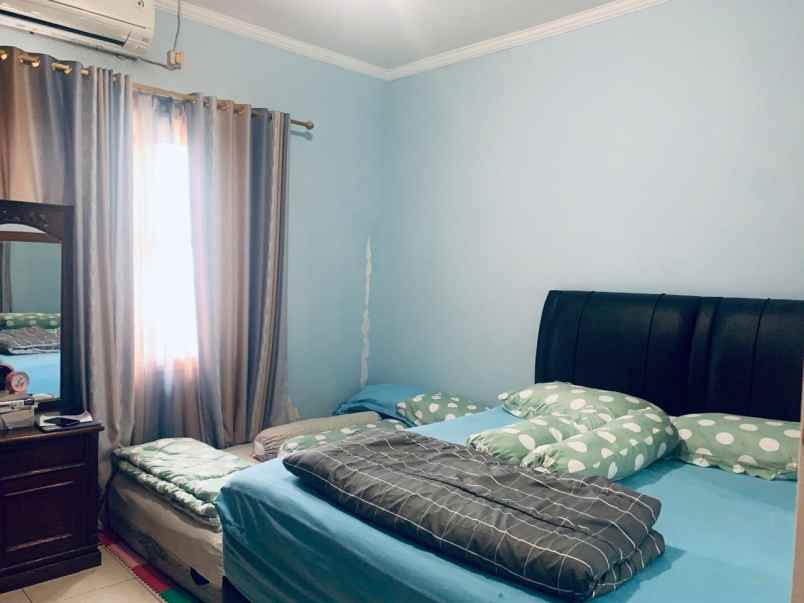 rumah mewah di taman windsor kota wisata siap huni