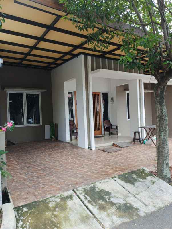 rumah mewah siap huni di cluster mangunharjo tembalang