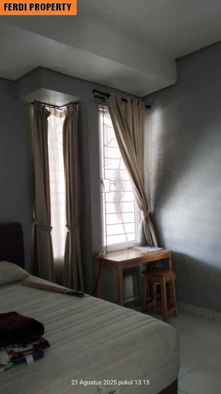 rumah minimalis 1 5 lantai citra gran cibubur