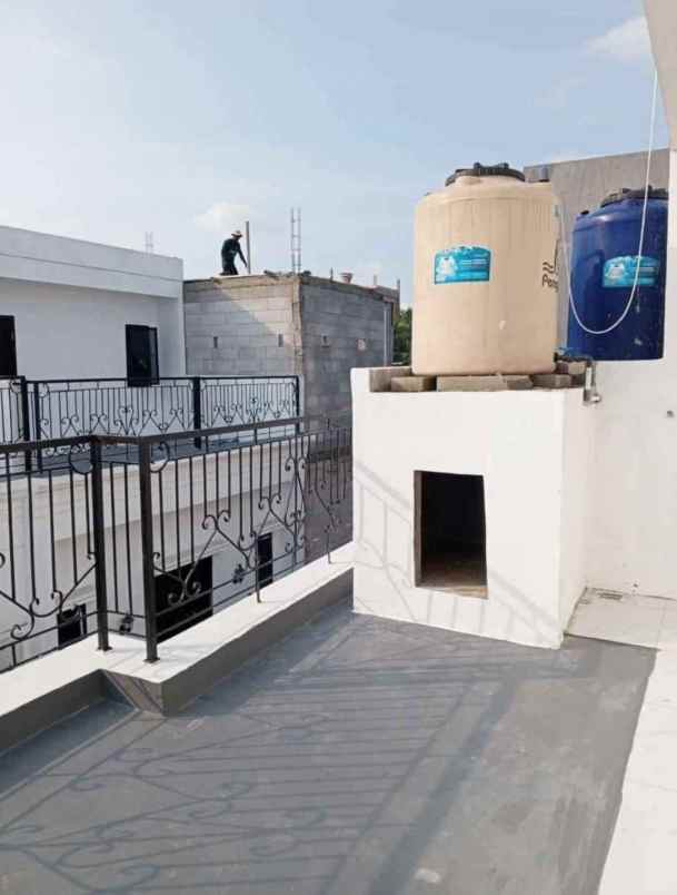 rumah minimalis dalam cluster di jagakarsa jaksel