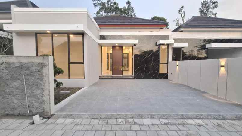 rumah modern siap huni dekat sma negeri 1 ngemplak