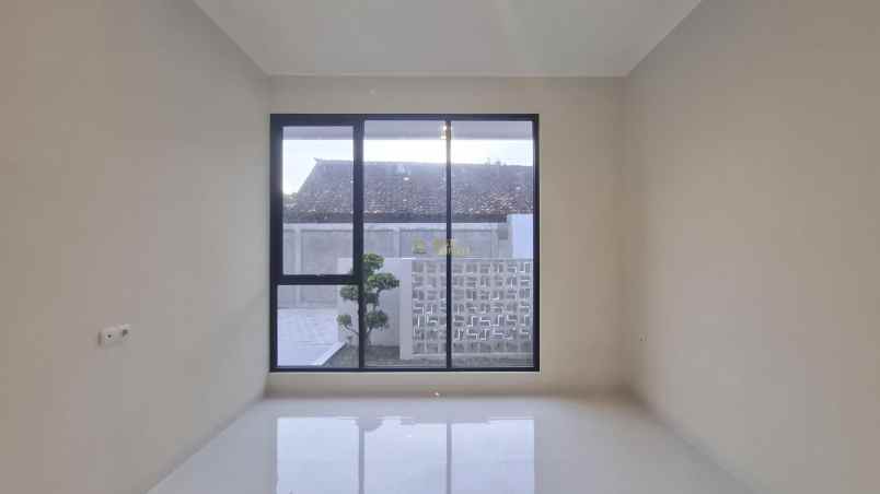 rumah modern siap huni dekat sma negeri 1 ngemplak