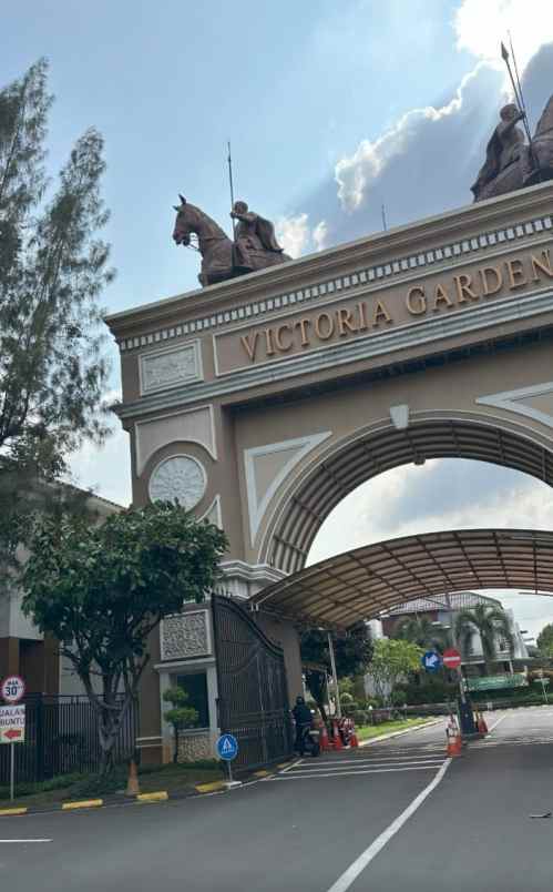 rumah murah dari pasaran victoria garden 6 bekasi