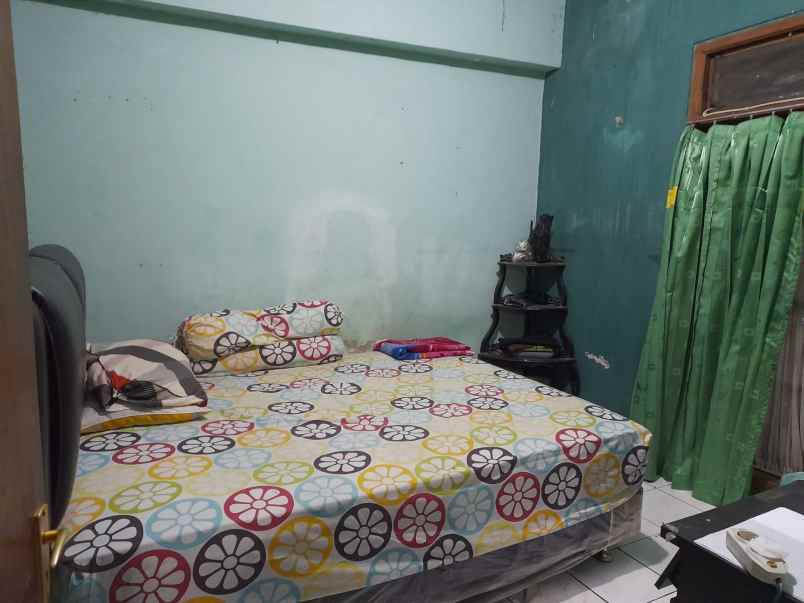 rumah perum 2 lantai siap huni