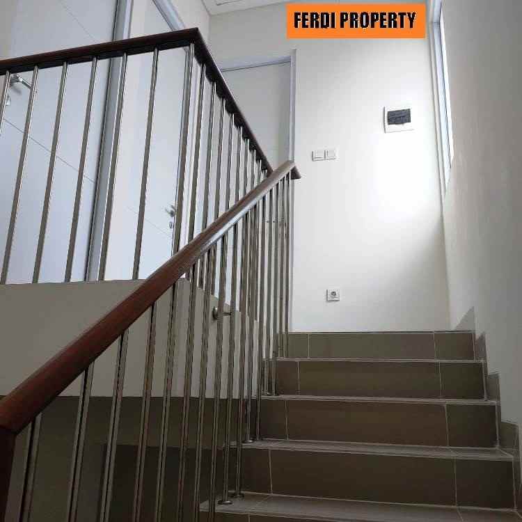 rumah perumahan citra grand cbd