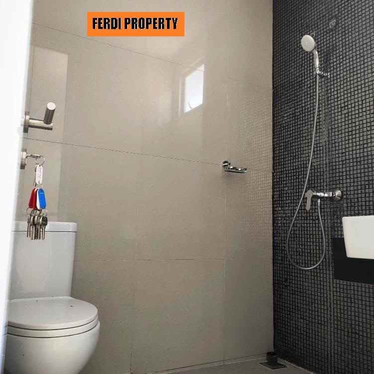 rumah perumahan citra grand cbd