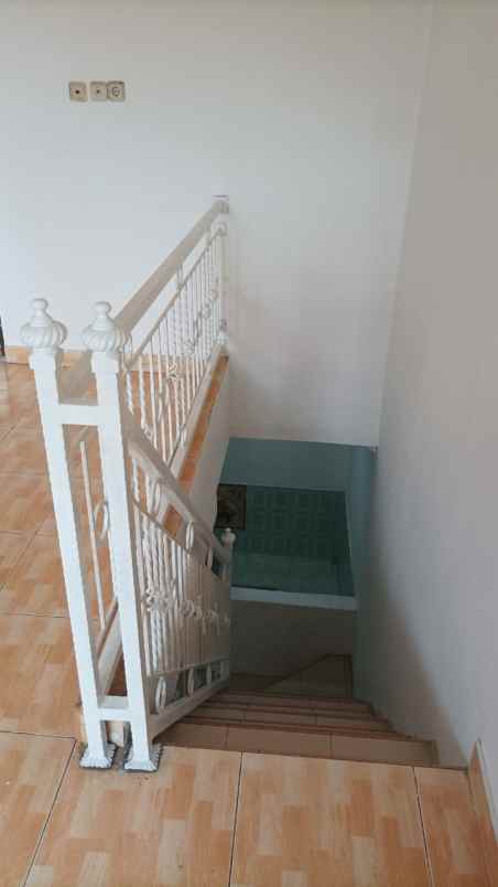 rumah poris sudah renov tangerang kota