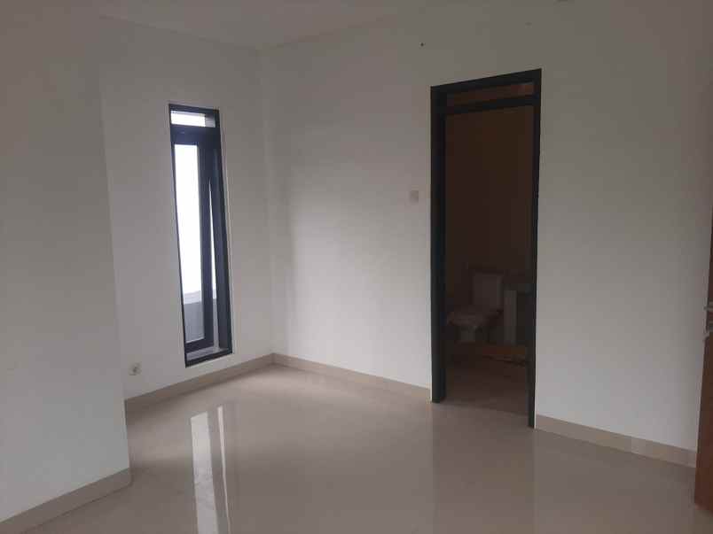 rumah renov siap huni pasirluyu buahbatu kota bandung