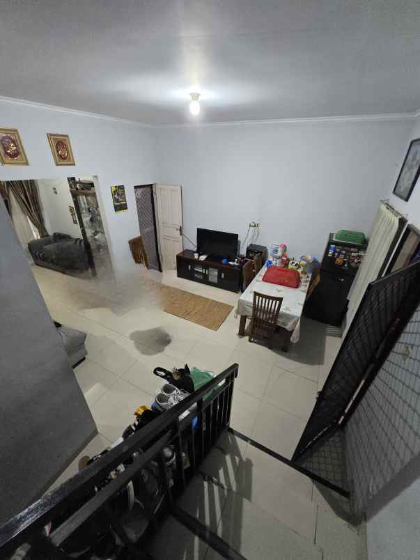 rumah second dalam komplek di condet jaktim