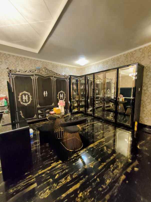 rumah second dalam komplek permata hijau jaksel