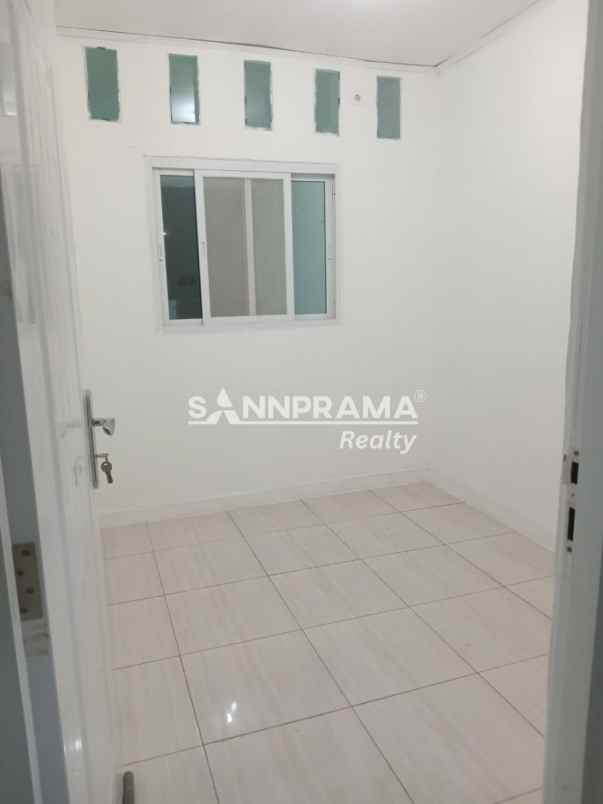 rumah second murah siap huni di harvest city bekasi