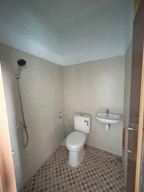 rumah siap huni cluster 2 lantai