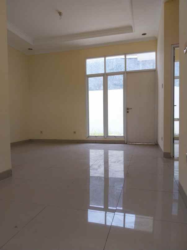 rumah siap huni dekat bandara soetta free dp