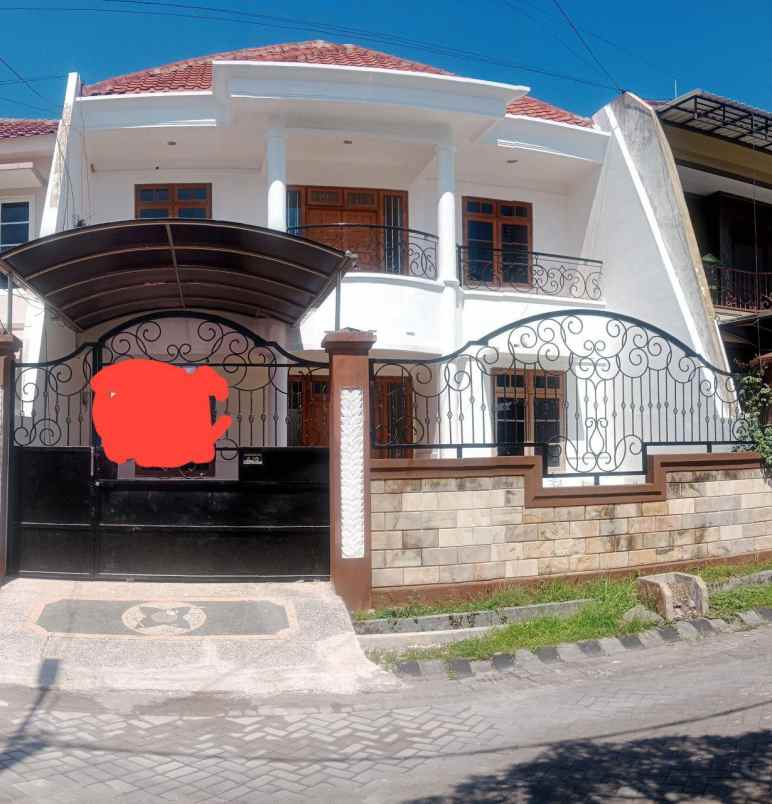 rumah siap huni dekat galaxy mall dan pakuwon city