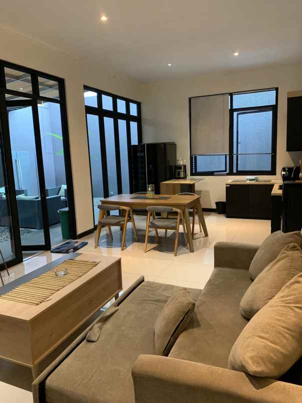 rumah siap huni di holis kota bandung semi furnished