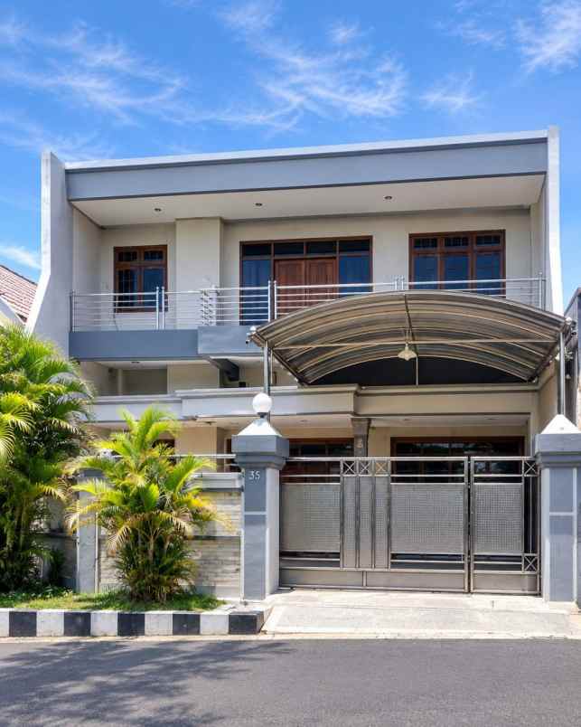 rumah sidosermo surabaya selatan strategis siap huni