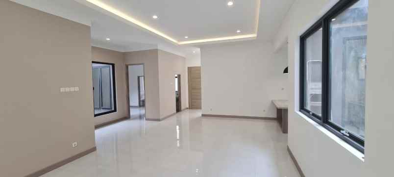 rumah tingkat di perumnas 1 bekasi barat