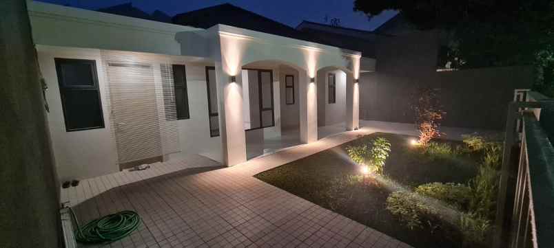 rumah tingkat di perumnas 1 bekasi barat