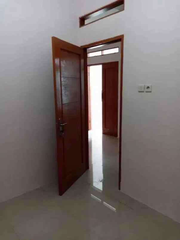 sewa rumah ciledug tidak banjir