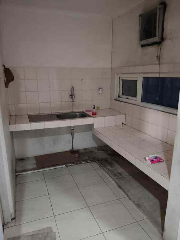 sewa rumah green court cengkareng