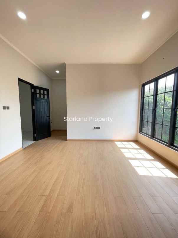 siap huni rumah mewah 3 lantai harga 2 7 m di joglo