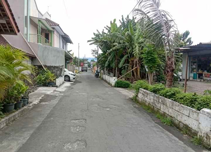tanah cantik 750 meter barat kampus ugm yogyakarta