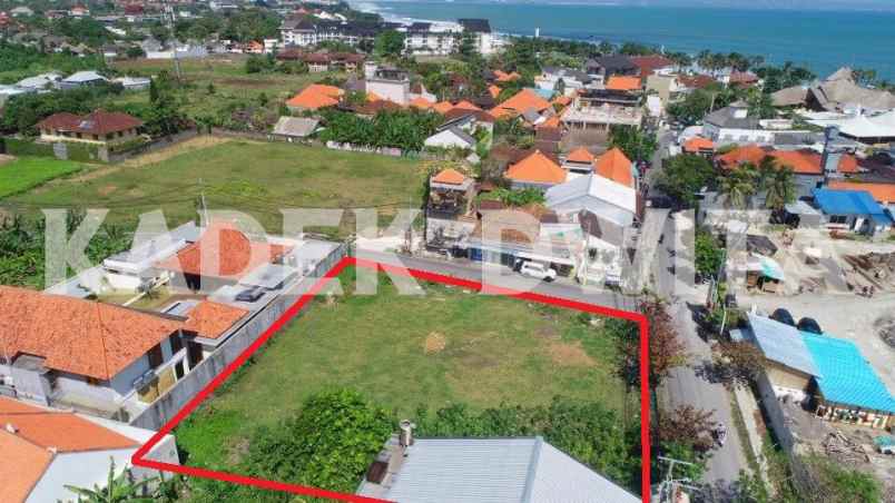 tanah jalan pantai berawa