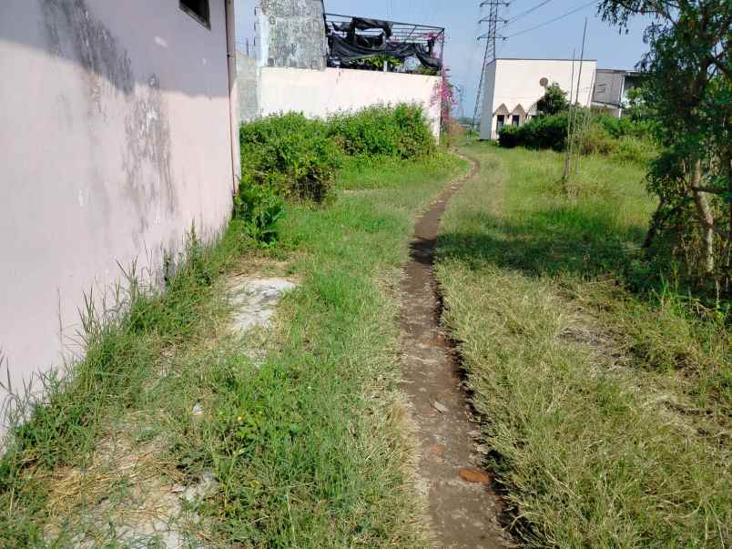 tanah strategis cocok untuk kosan dan hunian