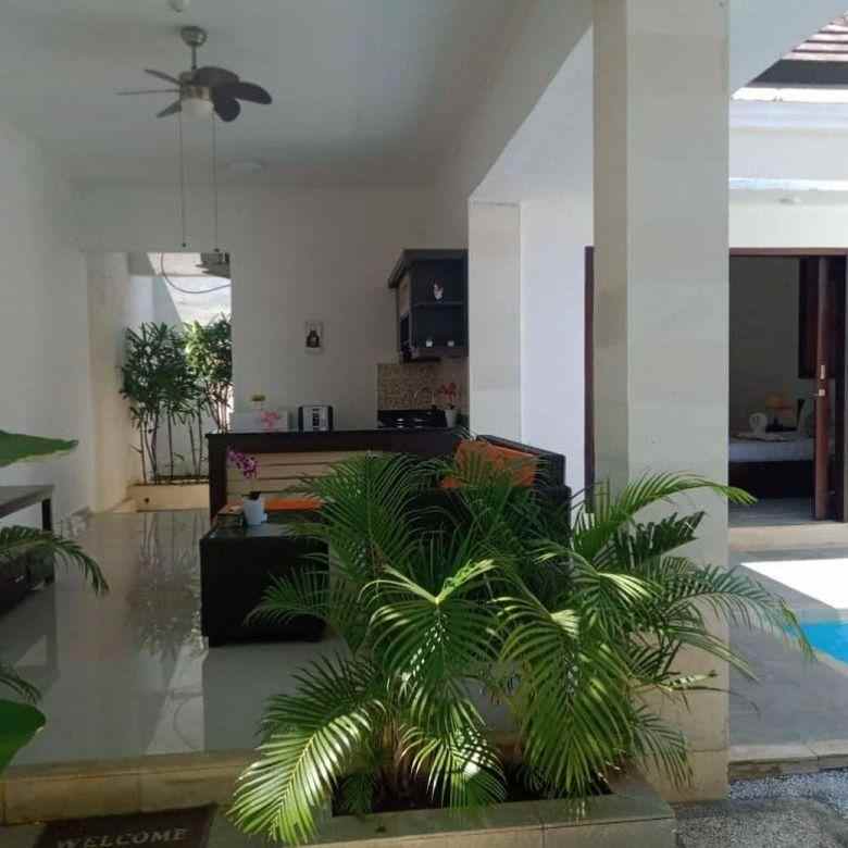 Villa Eksotik Fully Furnished Lokasi Dekat Pantai Lovina Bali