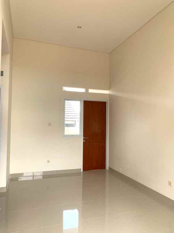 villa kayana 3 kalisuren tajurhalang