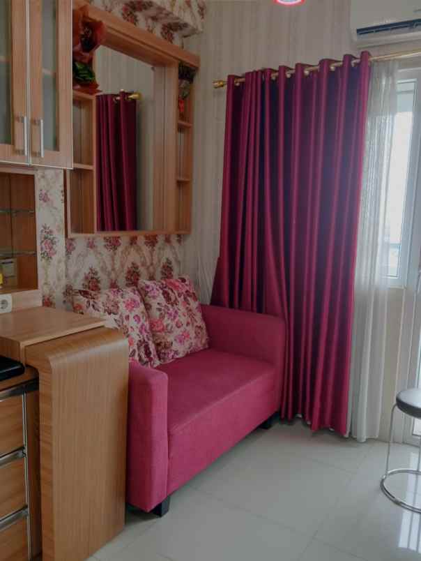 apartemen 2 kamar furnish di green pramuka city