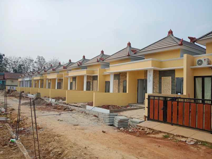 cocok rumah ready 2 lantai untuk karyawan mm2100