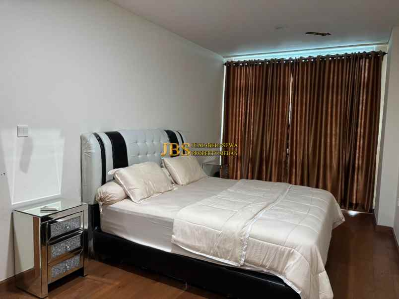 dijual apartemen apartemen the reiz condo