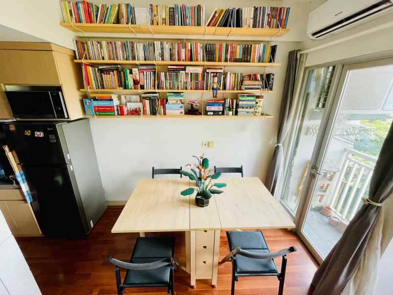 dijual apartemen emerald full furnish nego tipiss