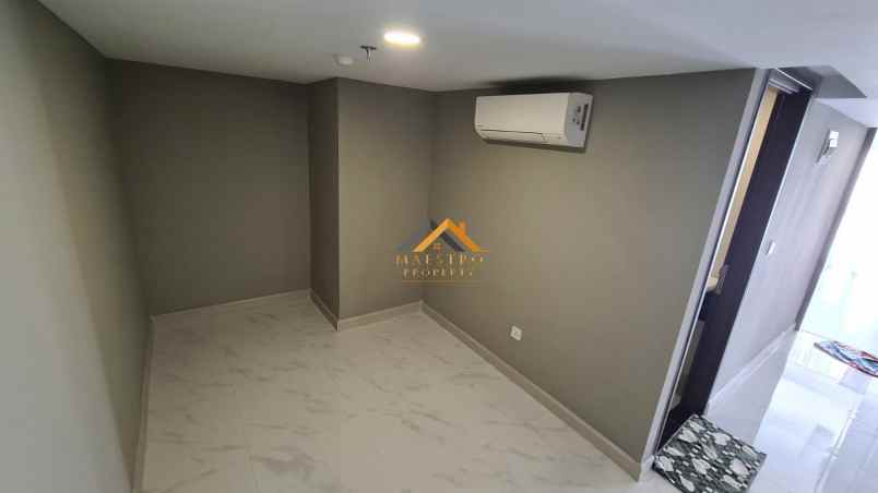 dijual apartemen grand jati junction jl