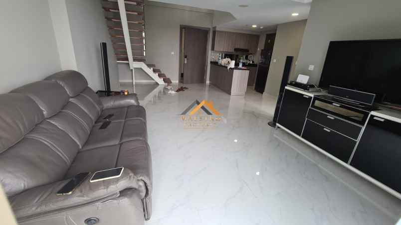 dijual apartemen grand jati junction jl