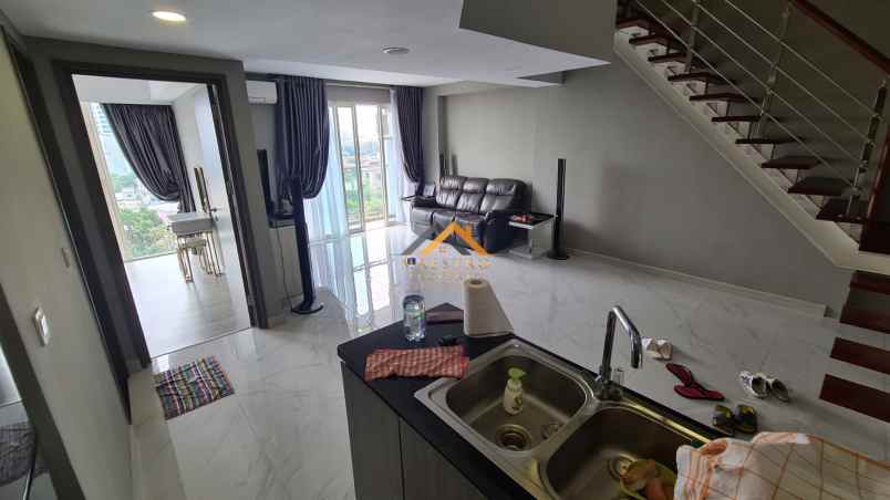 dijual apartemen grand jati junction jl