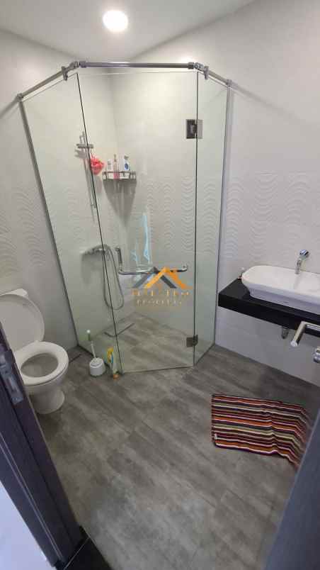 dijual apartemen grand jati junction jl