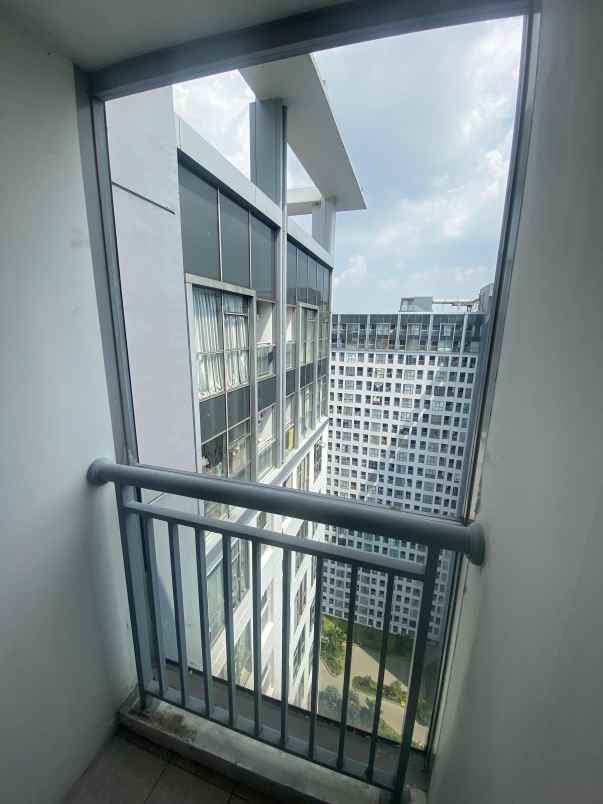 dijual apartemen jl gading serpong