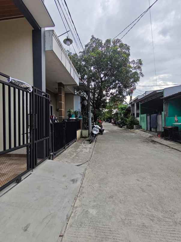 dijual cepat rumah baru di taman kebalen indah bekasi