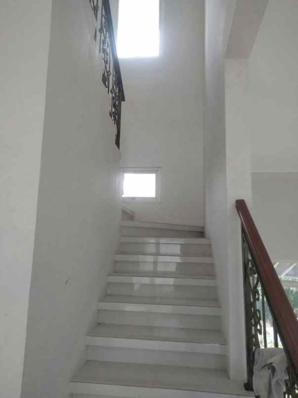 dijual cepat rumah di sentul city