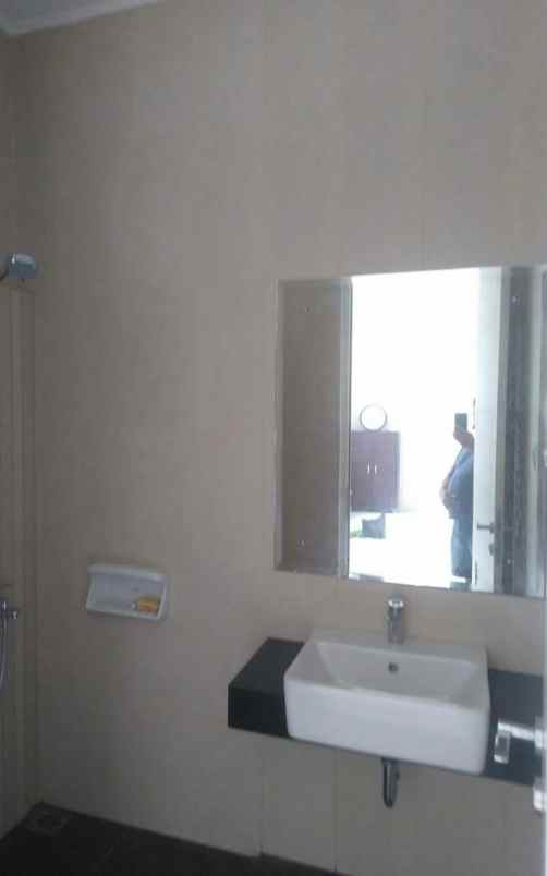 dijual cepat rumah di sentul city