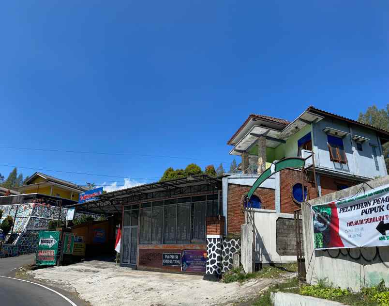 dijual hotel dan rumah