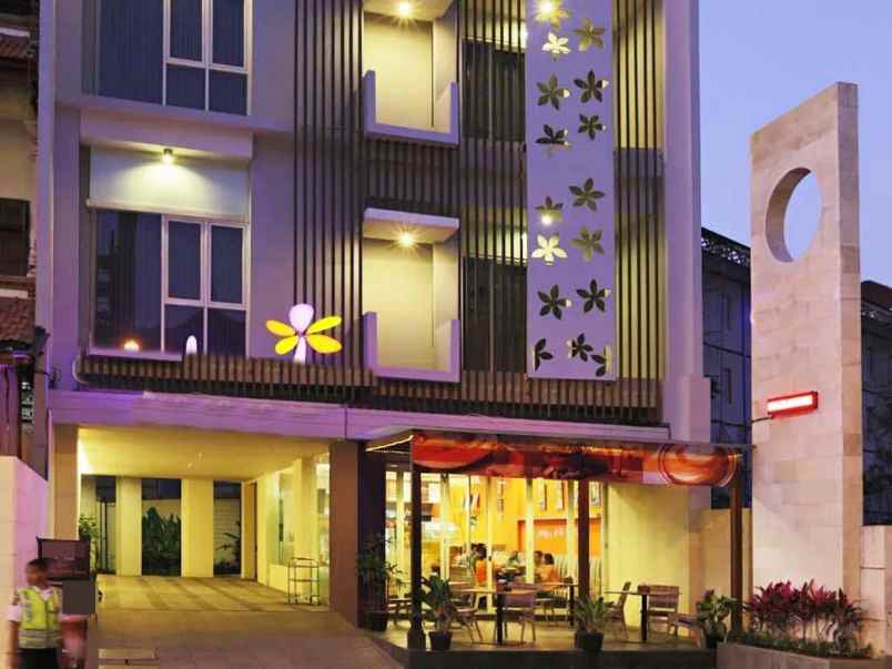 dijual hotel jl petih jelantik legian