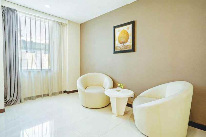 dijual hotel melawai kec kebayoran baru